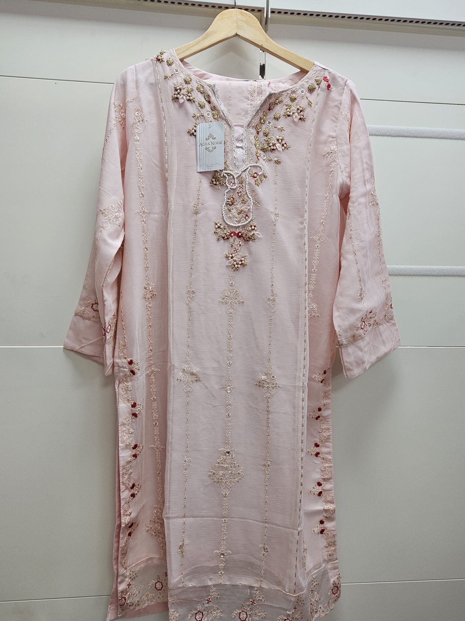 agha noor cream trousers