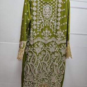 agha noor light green trousers